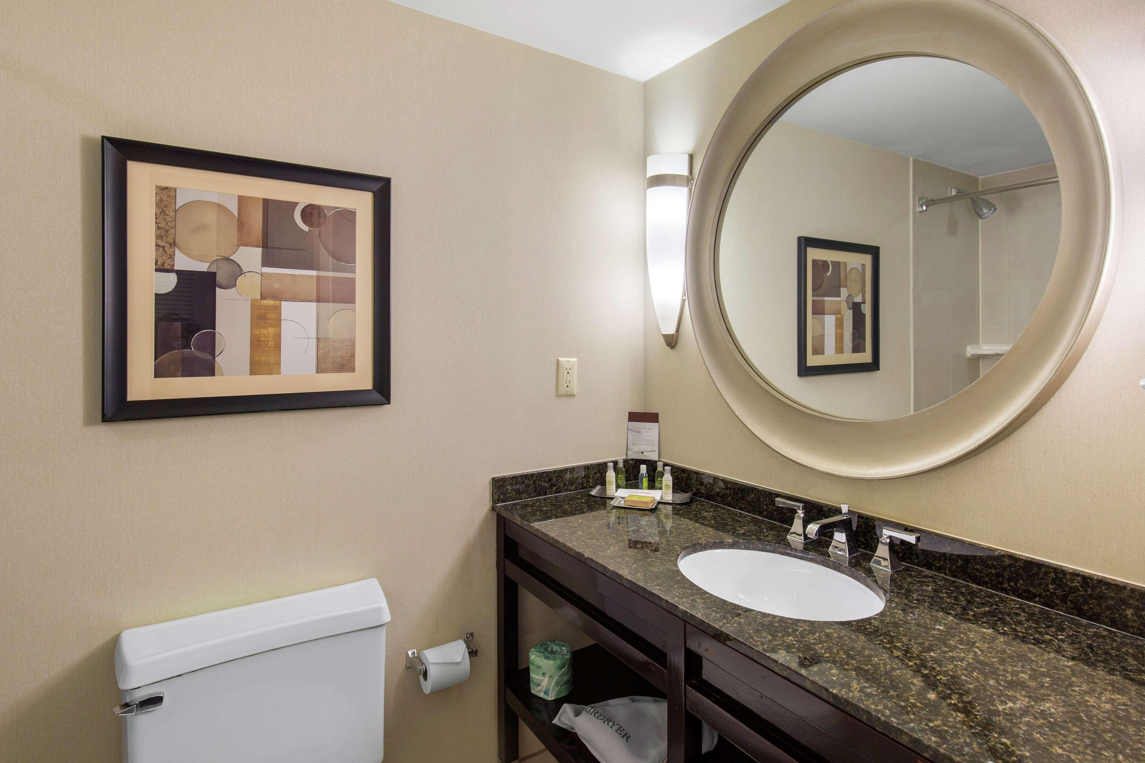 Doubletree By Hilton Downtown Wilmington - Legal District Esterno foto