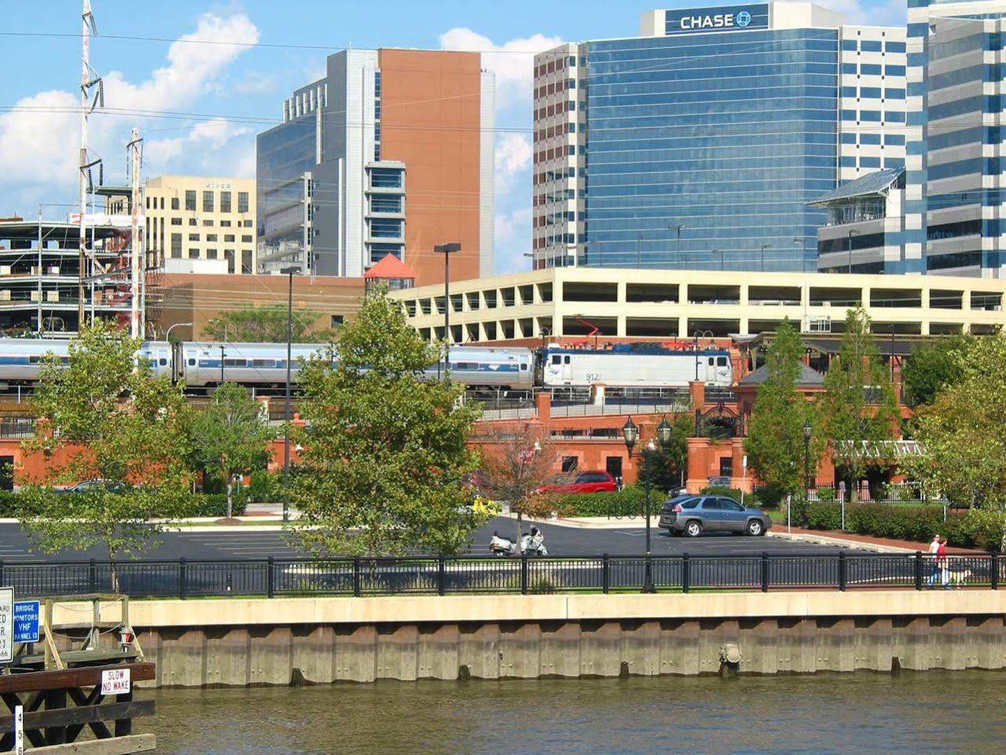 Doubletree By Hilton Downtown Wilmington - Legal District Amenities foto